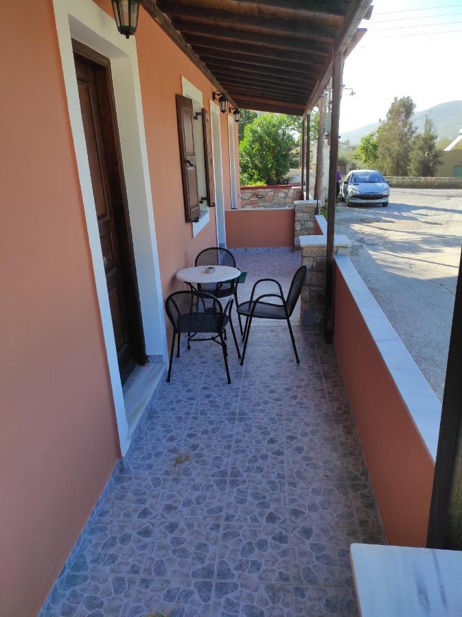 Ferienwohnung Klotho Posidhonía Exterior foto