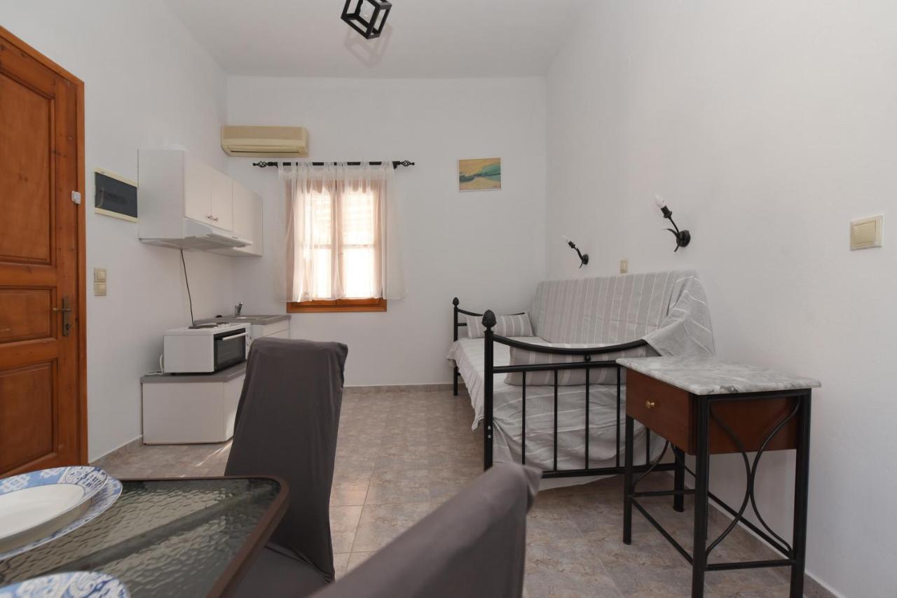 Ferienwohnung Klotho Posidhonía Exterior foto